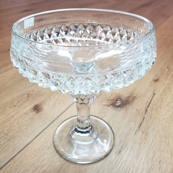 Vintage Pedestal Candy Dish Indiana Glass Diamond Point Clear Compote MCM Decor - Picture 1 of 16